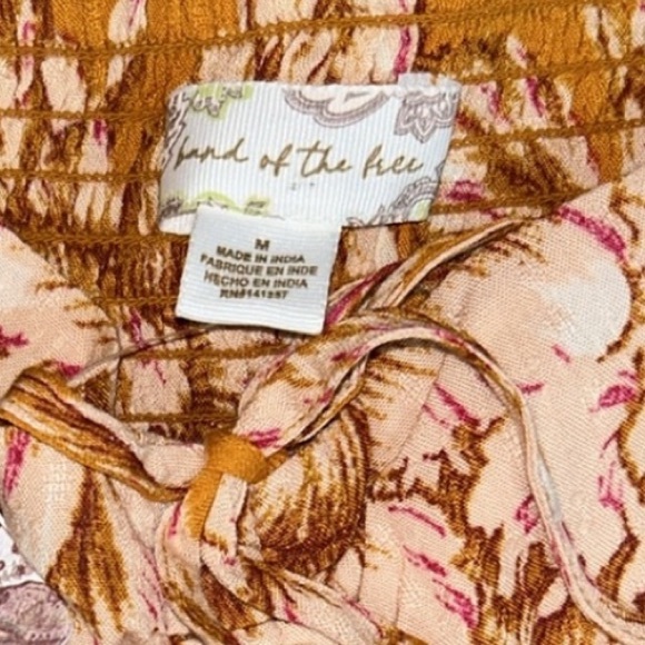 NWOT- Band of the Free Floral Wide Leg Pants. - Picture 6 of 6